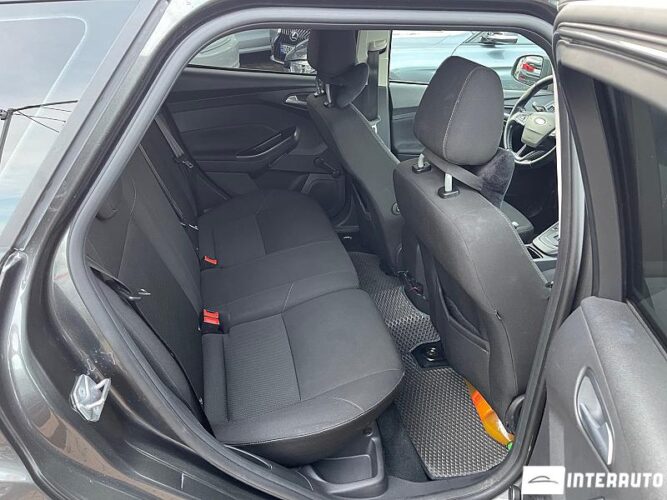 Ford Focus 45 interauto-car