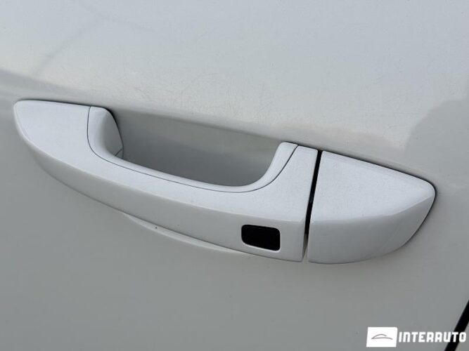 Porsche Cayenne S Hybrid 57 interauto-car