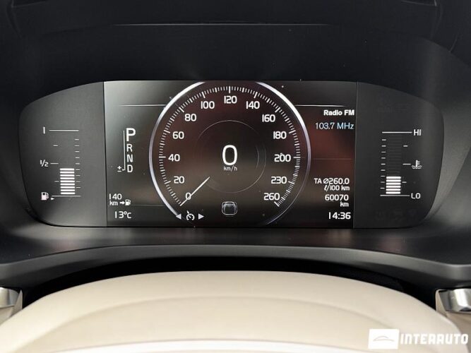 Volvo S 60 44 interauto-car