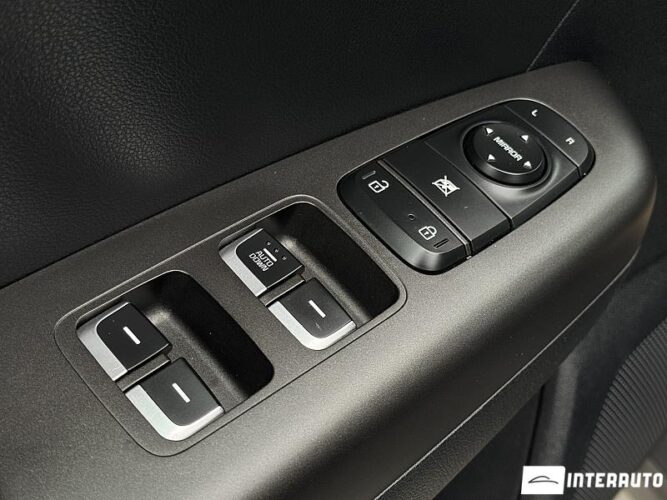 Kia Sportage 45 interauto-car