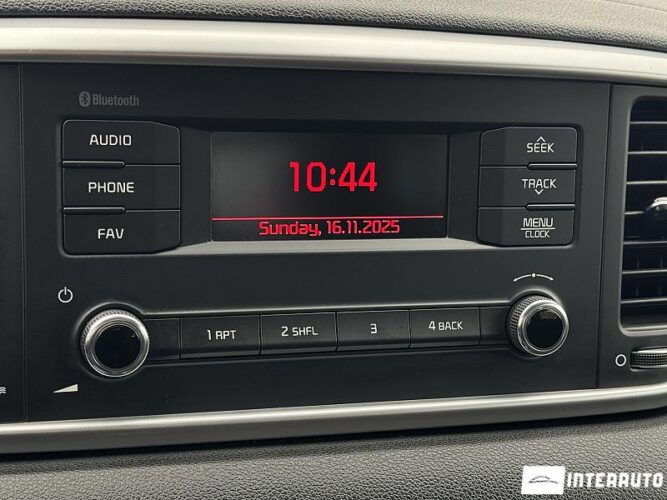 Kia Sportage 38 interauto-car