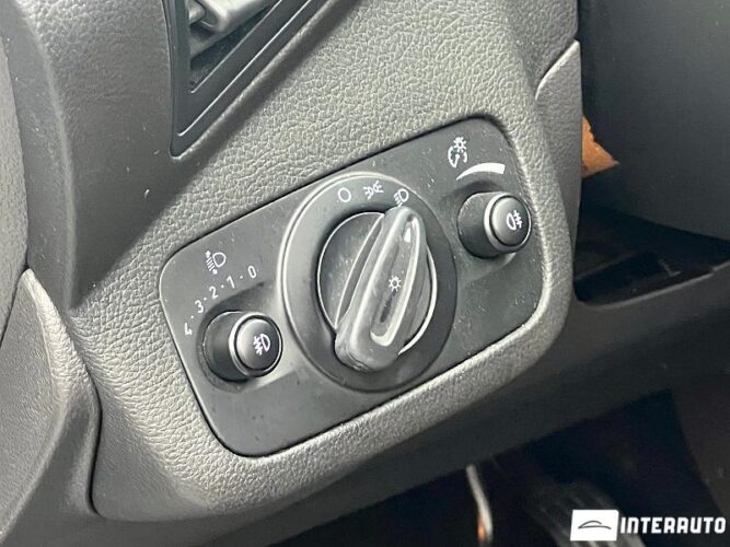 Ford Kuga 39 interauto-car