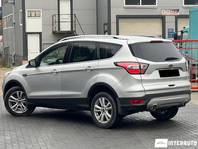 Ford Kuga 29 interauto-car