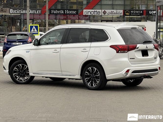 mitsubishi Outlander 2018