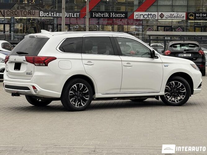 mitsubishi Outlander 2018
