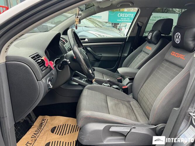 Volkswagen Golf 29 interauto-car