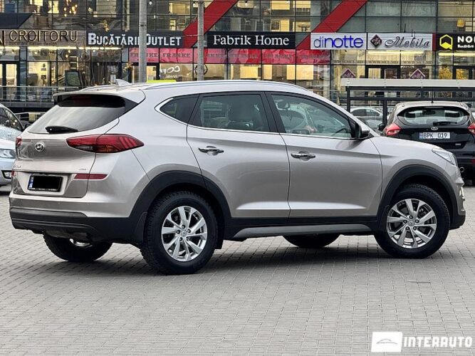 Hyundai Tucson 34 interauto-car