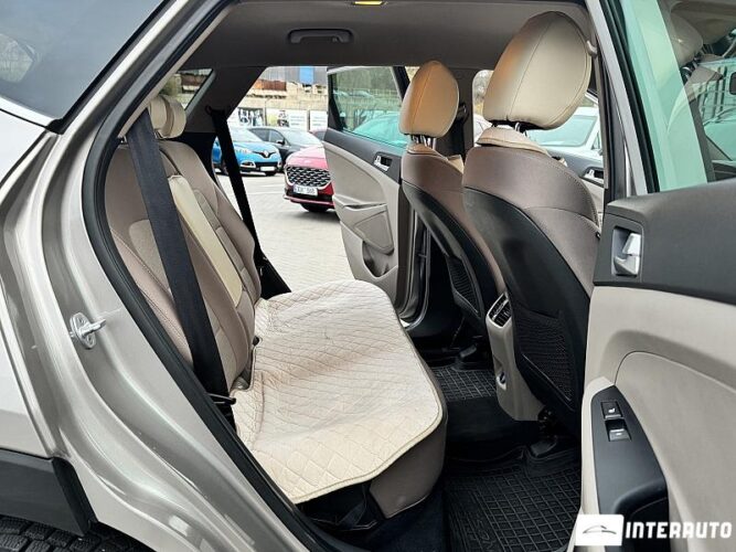 Hyundai Tucson 46 interauto-car