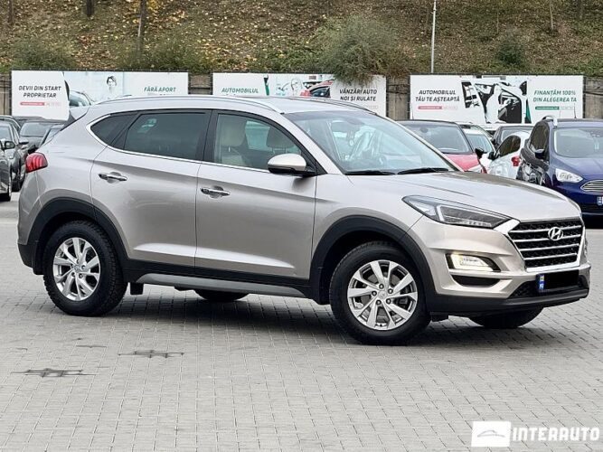 Hyundai Tucson 32 interauto-car