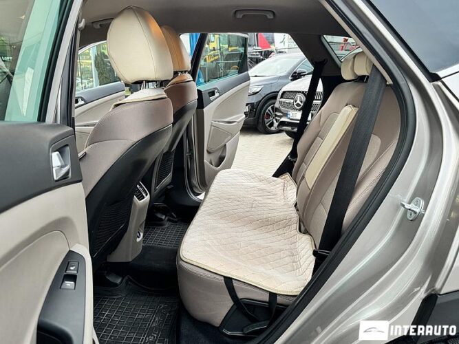 Hyundai Tucson 45 interauto-car