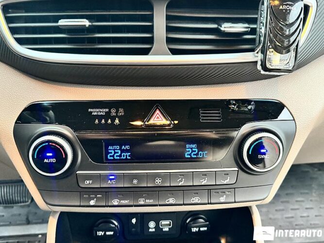 Hyundai Tucson 42 interauto-car