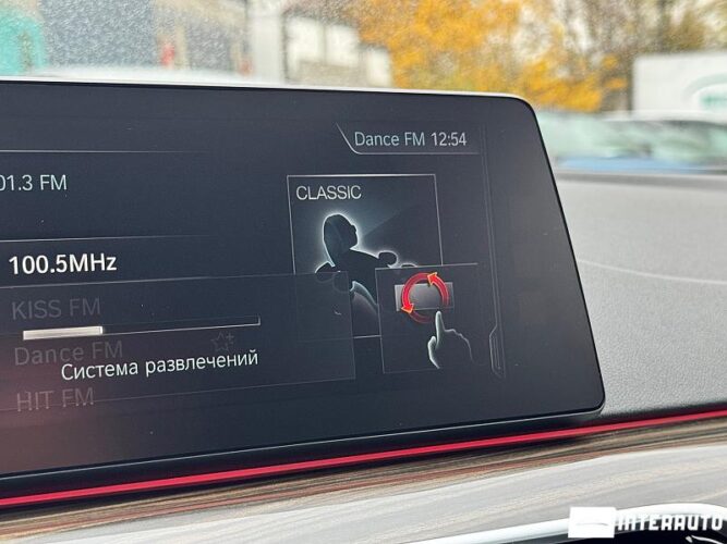 BMW 530 44 interauto-car