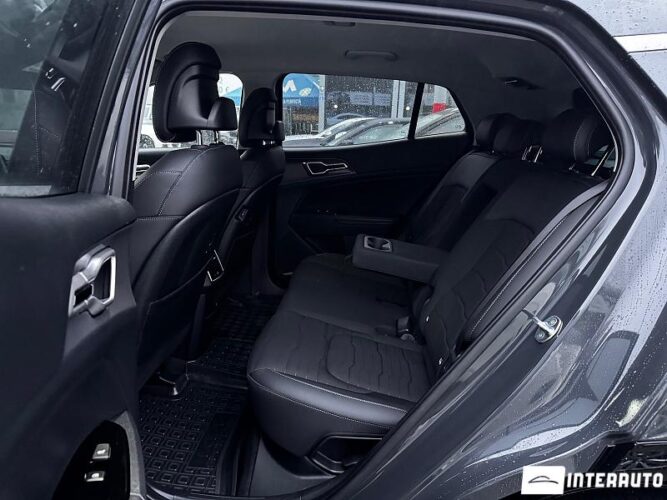 Kia Sportage 36 interauto-car