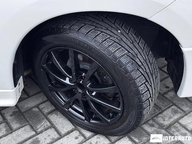 Mitsubishi Outlander 47 interauto-car