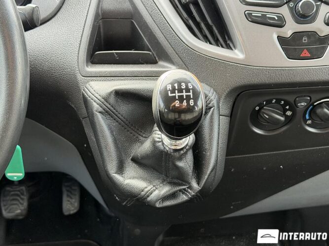 Ford Transit 37 interauto-car