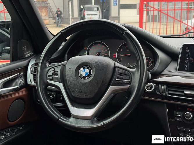 BMW X5 3.5i 36 interauto-car