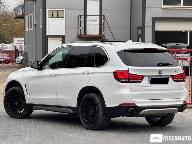 BMW X5 3.5i 32 interauto-car
