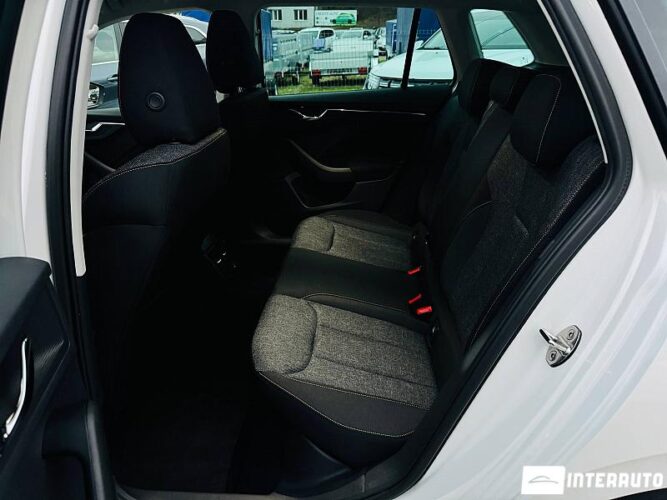 Skoda Kamiq 38 interauto-car