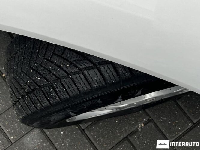 Nissan Sentra 42 interauto-car