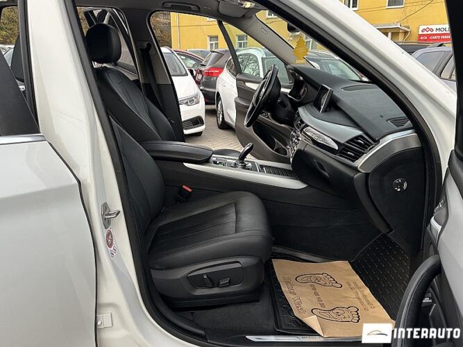 BMW X5 2.5D 48 interauto-car