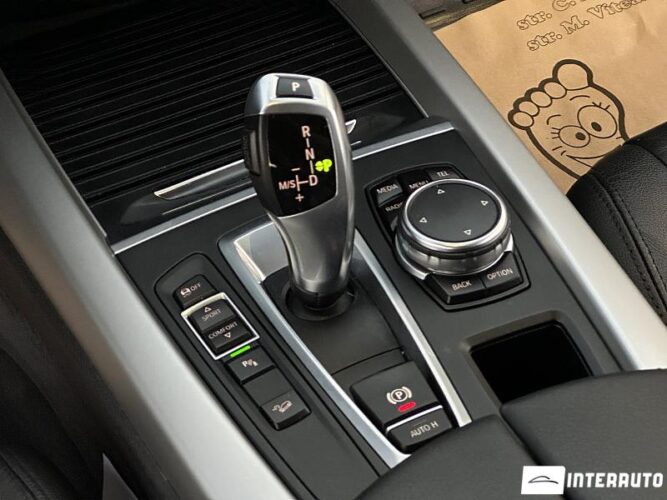 BMW X5 2.5D 45 interauto-car