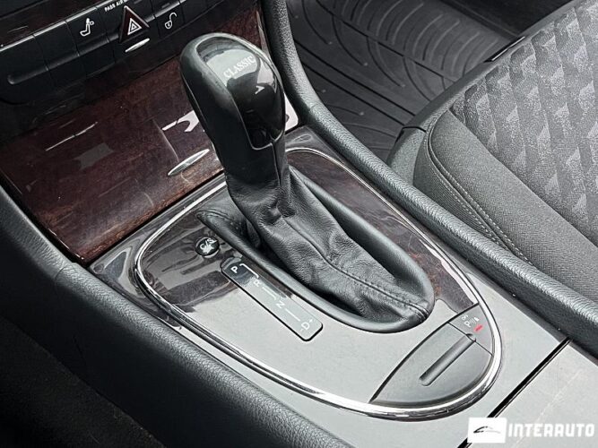 Mercedes E 200 41 interauto-car