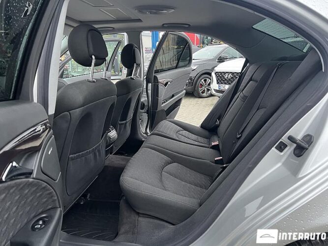 Mercedes E 200 42 interauto-car