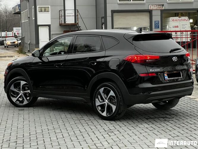 Hyundai Tucson 30 interauto-car