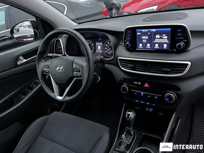 Hyundai Tucson 33 interauto-car