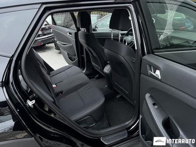 Hyundai Tucson 43 interauto-car