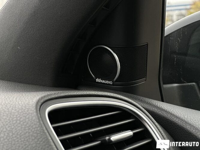 Volkswagen Golf GTI 40 interauto-car