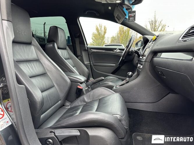 Volkswagen Golf GTI 44 interauto-car