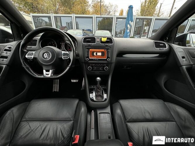 Volkswagen Golf GTI 41 interauto-car