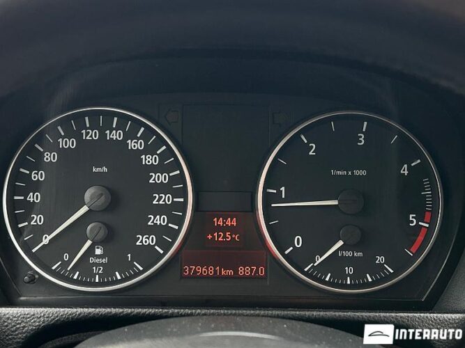 BMW 318 40 interauto-car