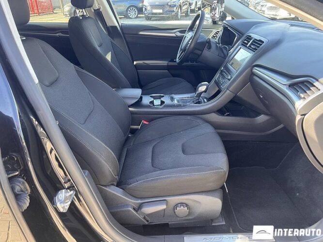 Ford Mondeo 43 interauto-car