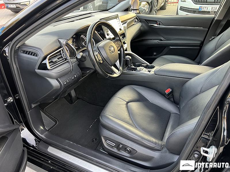 Toyota Camry 15 automobil-interauto