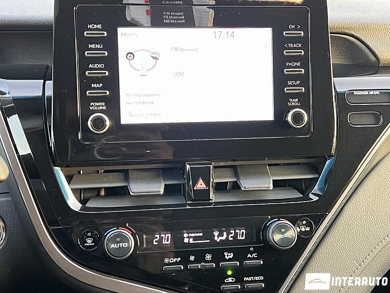 Toyota Camry 24 automobil-interauto