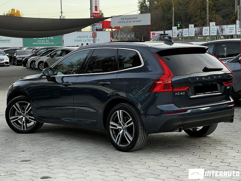 Volvo XC 60 12 automobil-interauto