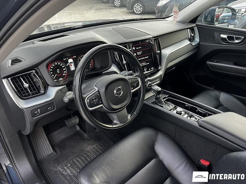 Volvo XC 60 15 automobil-interauto