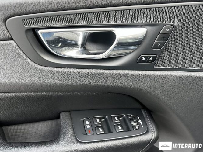 Volvo XC 60 52 interauto-car