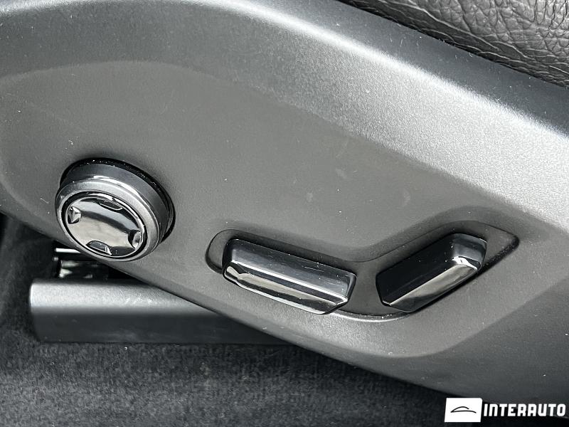 Volvo XC 60 30 automobil-interauto