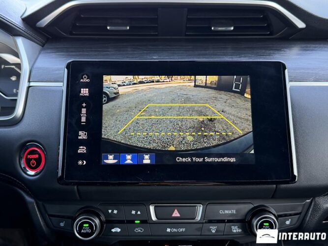 Honda Clarity 41 interauto-car