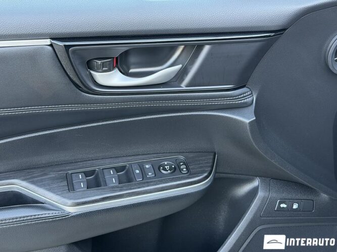 Honda Clarity 37 interauto-car