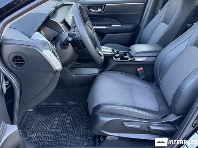 Honda Clarity 35 interauto-car