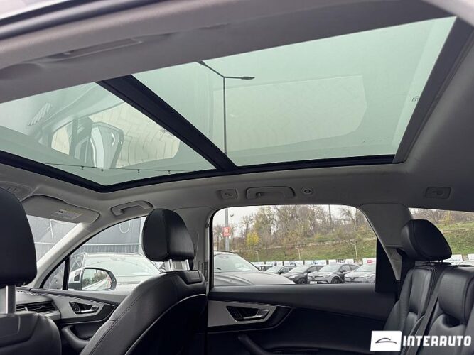 Audi Q7 52 interauto-car