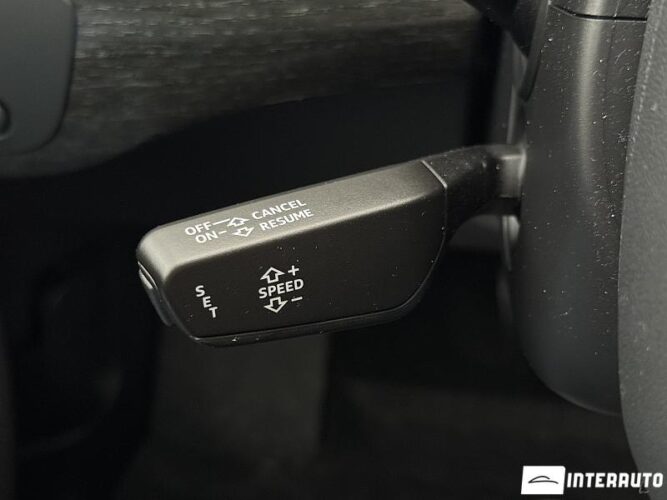 Audi Q7 61 interauto-car