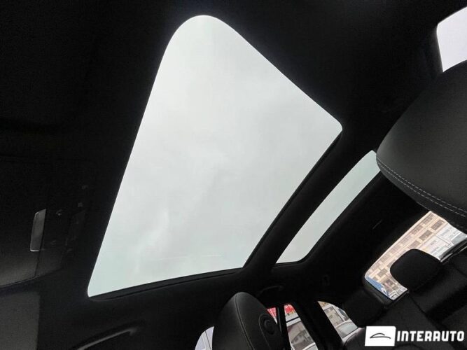 Mercedes C 350e 46 interauto-car