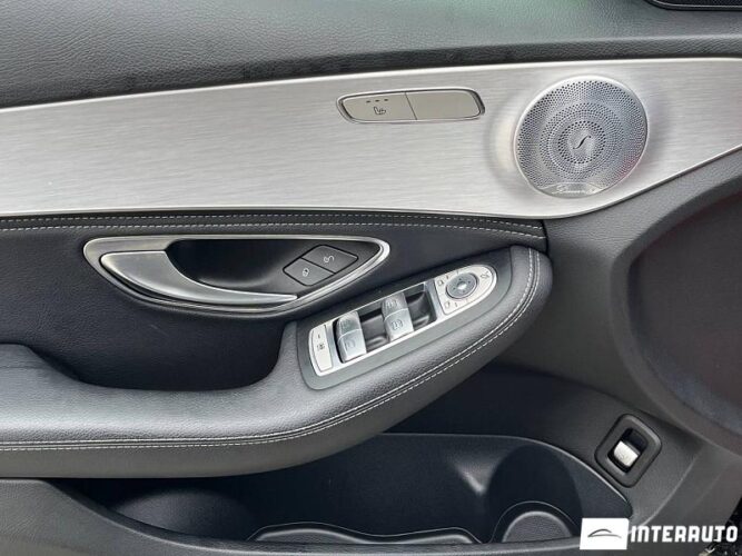 Mercedes C 350e 35 interauto-car