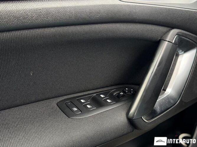 Peugeot 308 40 interauto-car
