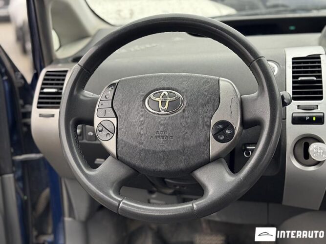 Toyota Prius 35 interauto-car